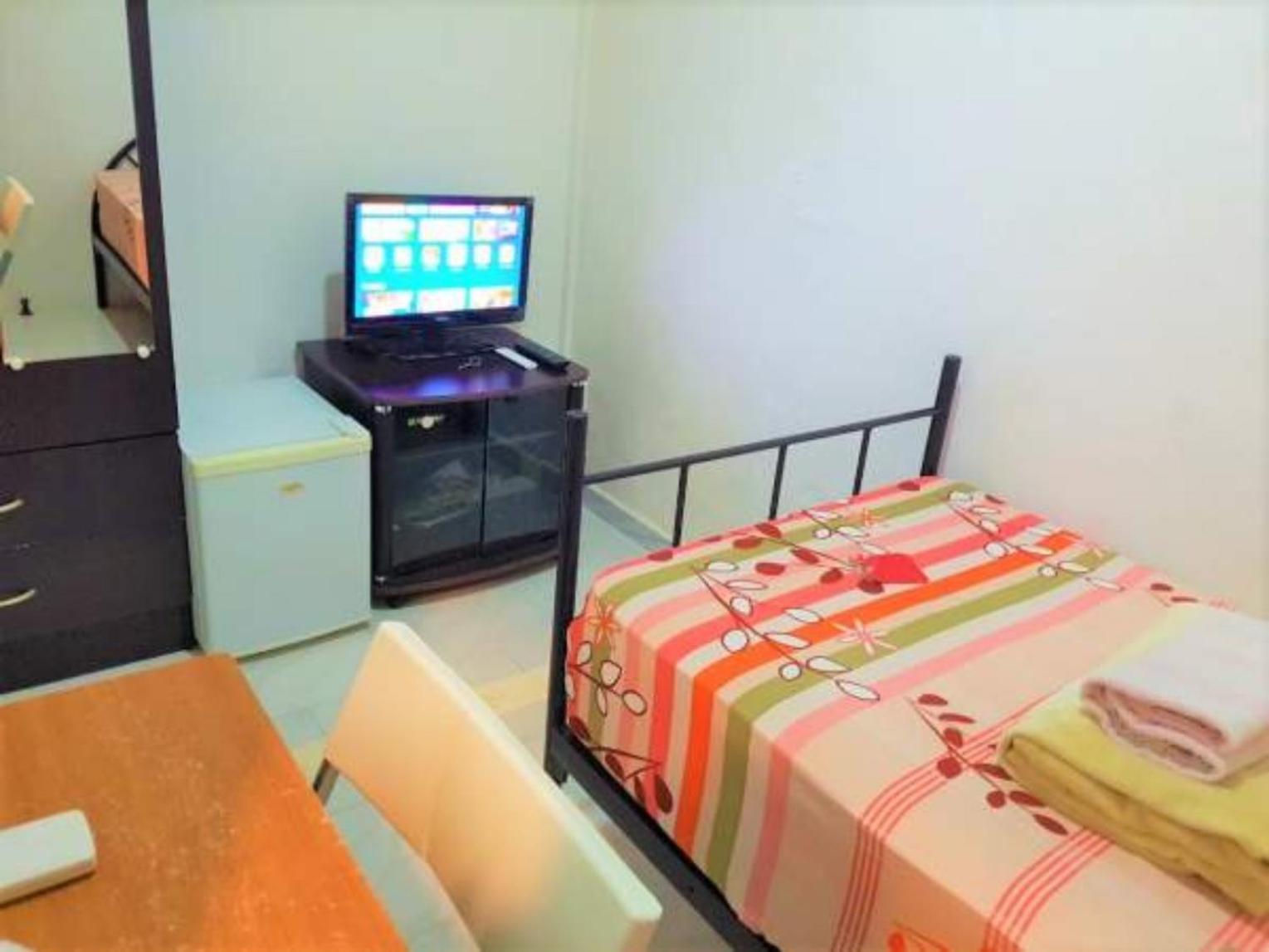 לינה וארוחת בוקר Nyíregyháza Staff House מראה חיצוני תמונה